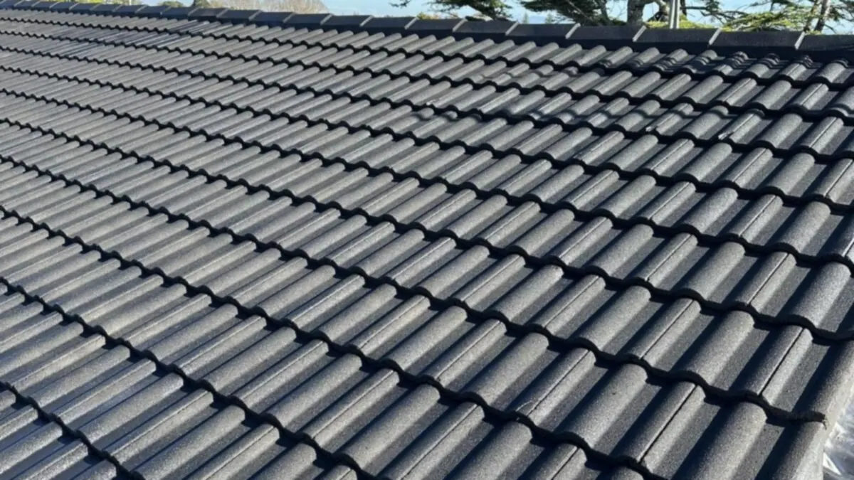 Best Roof Colour for NZ Homes: Heat, Fading and Street Appeal — My Homes Construct Ltd Auckland