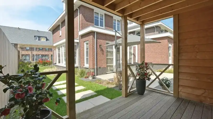 What to Consider When Building a Pergola