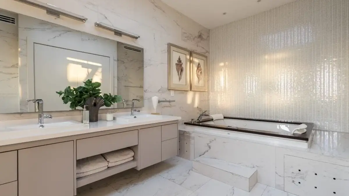 How Much to Renovate a Master Bathroom in Auckland? A 2025 Guide — My Homes Construct Ltd Auckland