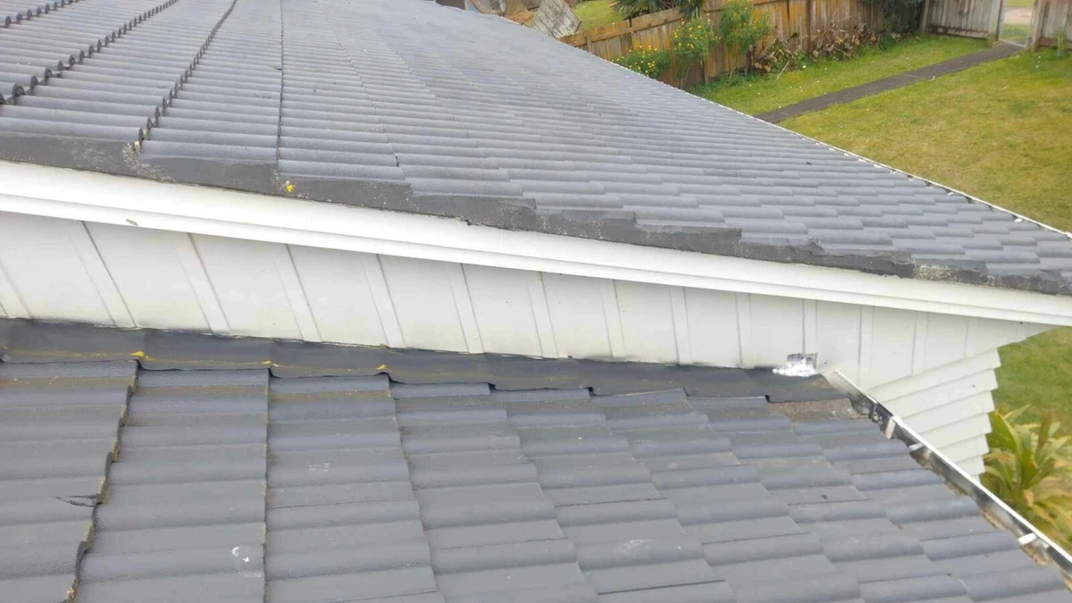 Roof Warranty in NZ: What Manufacturer and Workmanship Cover Really Means — My Homes Construct Ltd Auckland