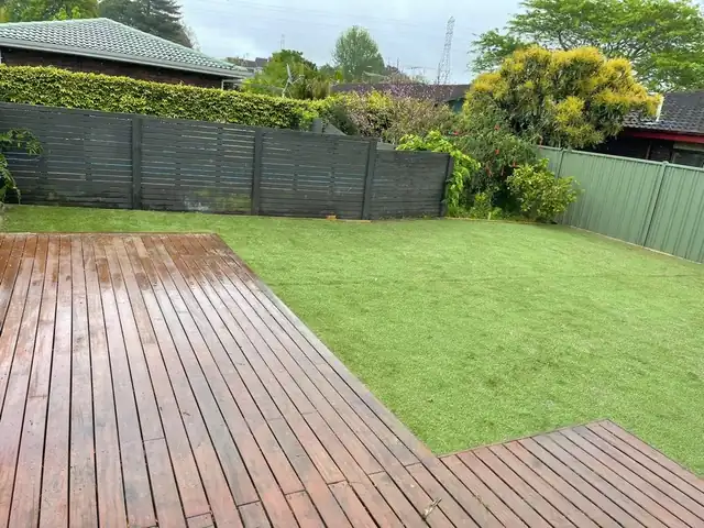 Artificial grass and lawn turf installation, Auckland Artificial grass and lawn turf installation completed for an Auckland home by My Homes Construct Ltd