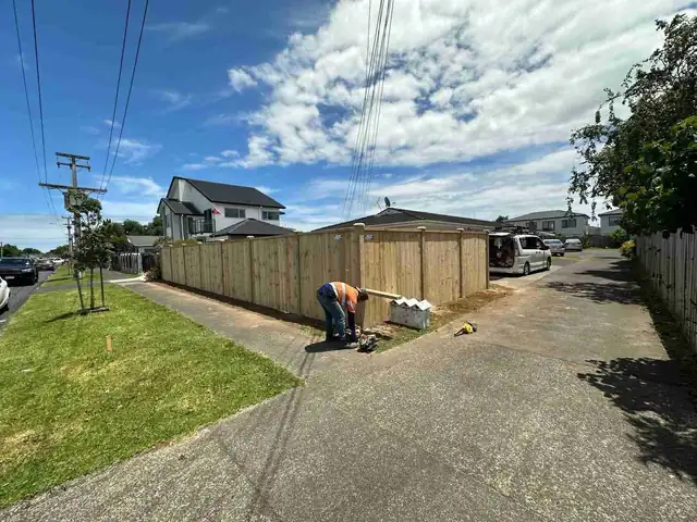 timber fence build and installation finished to a professional standard