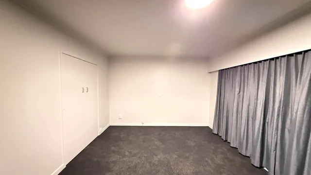 House carpet replacement completed in an Auckland home by My Homes Construct Ltd