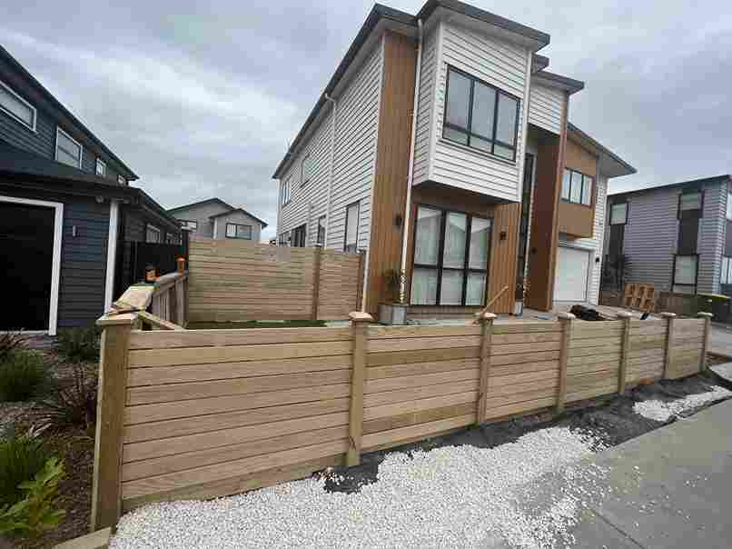 Decking & Fencing_01_01 (5)