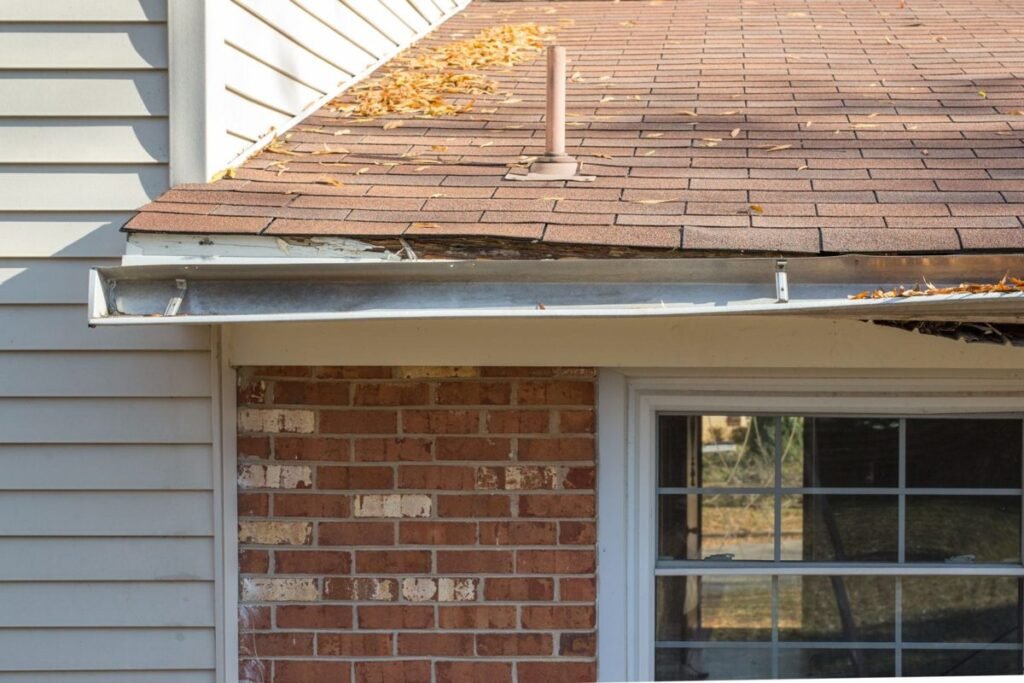 how to Fix a Gutter That Is Falling Off In Auckland NZ