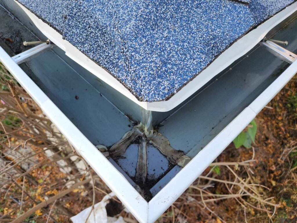 how to repair leaky gutter corners in Auckland NZ