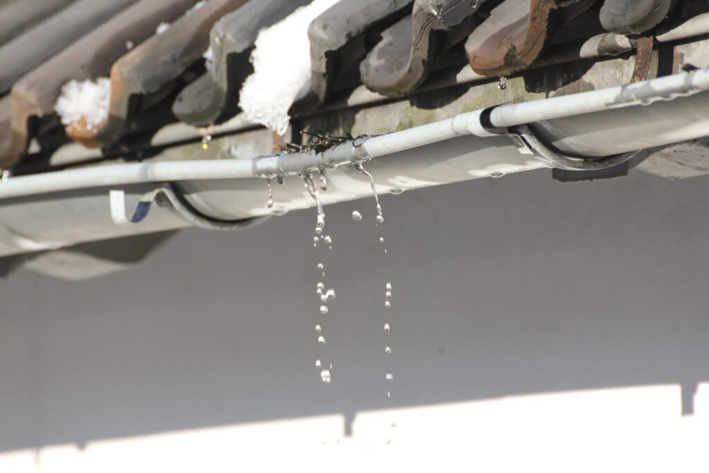 leaky gutter fix in auckland NZ